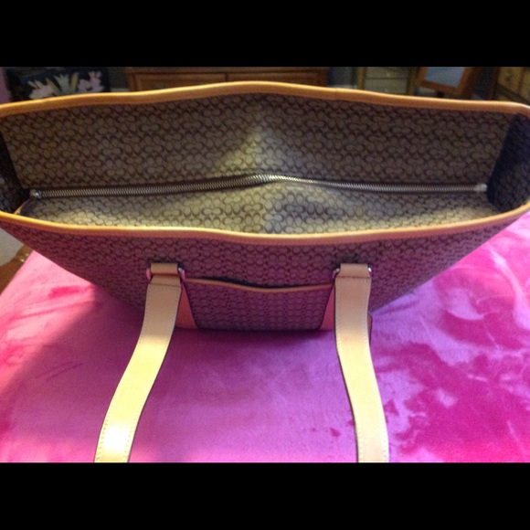 Coach Weekend Large Travel Bag - Picture 1 of 4